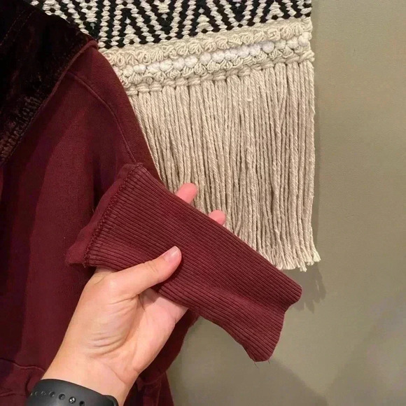 FREE PEOPLE WESTWOOD VELVET TRIM BURGUNDY CARDIGAN WITH HOOD OVERSIZED SIZE XS - Picture 6 of 11